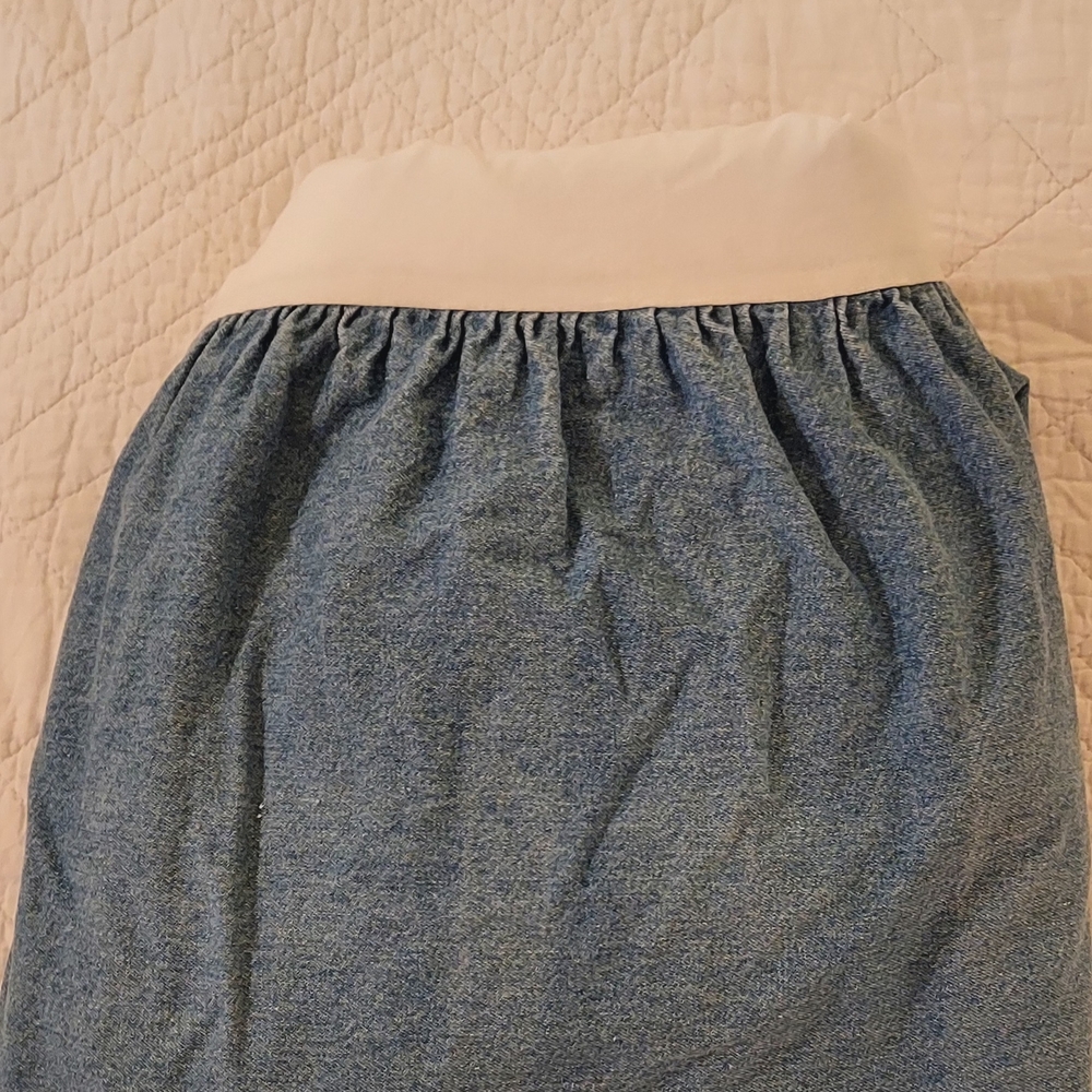Ralph Lauren Denim Blue  BEDSkirt. Well Made. Queen. New